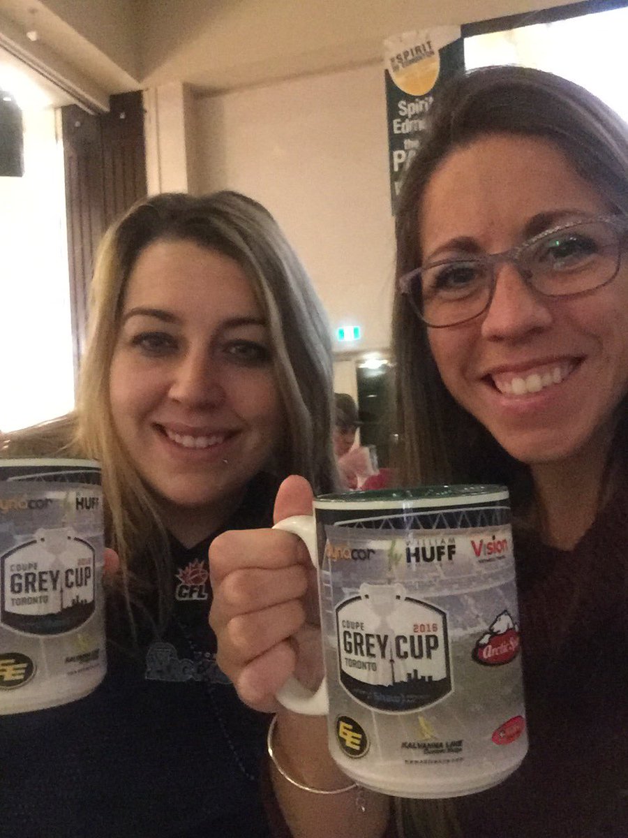 estrength_'s tweet photo. Getting social #spirityeg https://t.co/kiiFRgn6l7