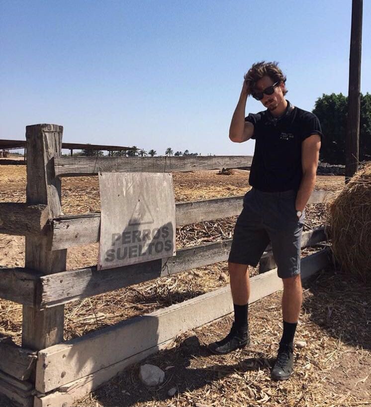 Honestly, I don't give a fuck. X% OFF. Discover in kouklax.com. The whooooole weekend.