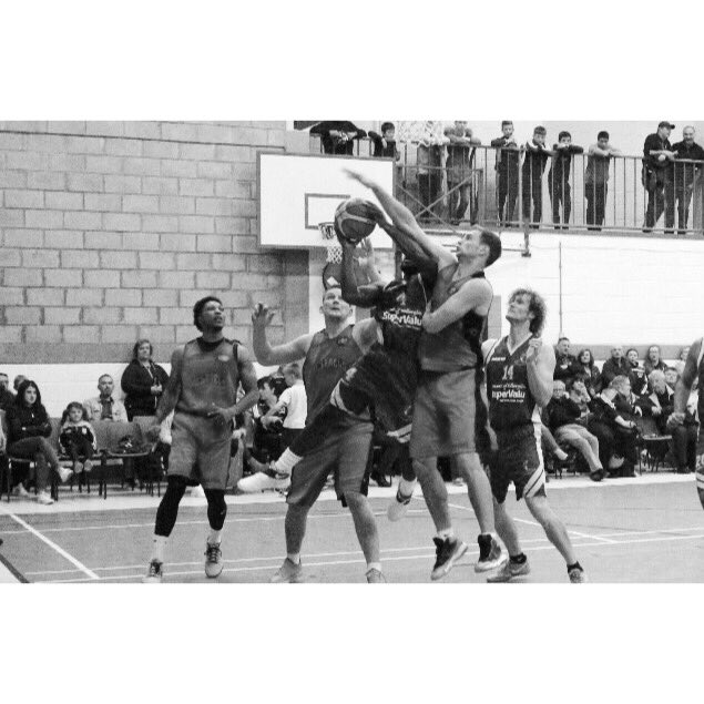 KestrelsBasket1's tweet photo. Our Mens National League team take on @Killorglinbball today.. Tip off @7pm in Carlow IT #keepupwiththegame #kestrels #killorglin #gameon https://t.co/N86HxStbcu