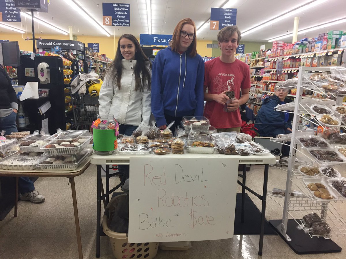 Come support your robotics team at the East Jordan Family Fare! We are hosting a bake sale and pop can drive!