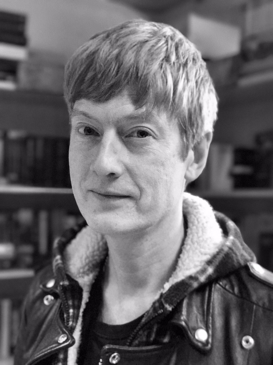 RiccardoSai's tweet photo. Great @exammagichelp #michaelwarwick #booklaunch last night at @Biggreenbooks with  @MayaSapone @Ivoneame @ChiaraDAnnaAct @ElasticTheatre https://t.co/2vMkSX4Emv