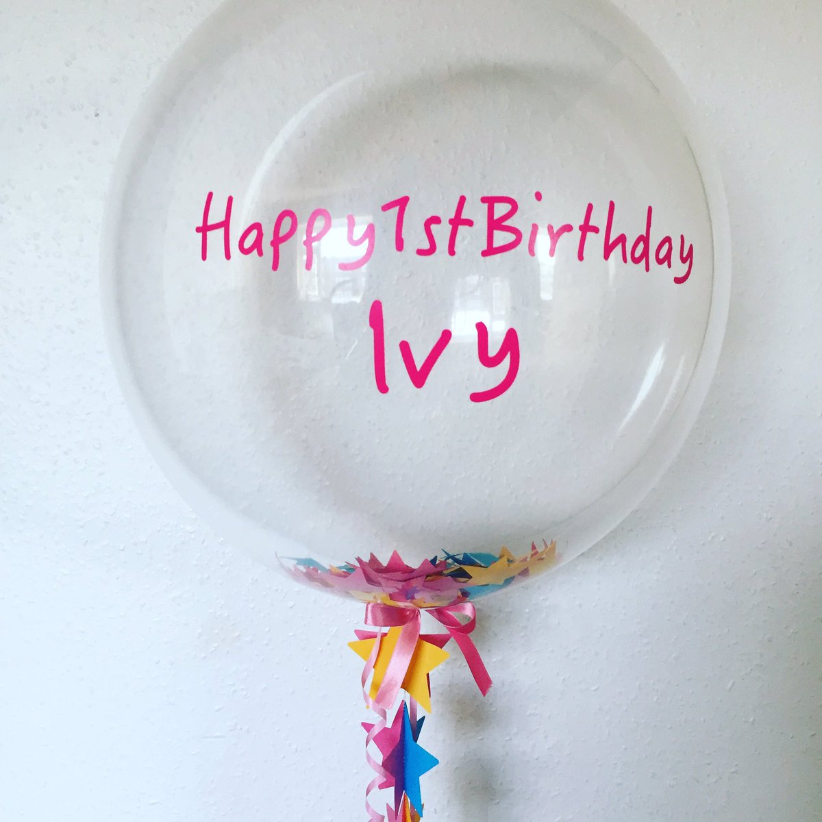 BamBamBalloons's tweet photo. #bubbles #1stbirthdayideas #birthdaygirl #bespokeballoons #bespokegifts #personalisedgifts #confetti #confettiballoons #clearballoons #stars https://t.co/8qgwil5SRT