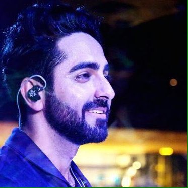 ayushmannlovers's tweet photo. If looks could kill 💕
Why are you so hot, @ayushmannk? ❤️
#MeriPyaariBindu12thMay https://t.co/UG6uI6fUDt