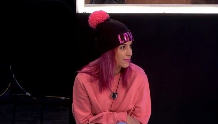 Katx_bf's tweet photo. A quién prefieres? #GHDirecto 
🔁RT ADARA
❤MG BEA https://t.co/a3m7opynhA