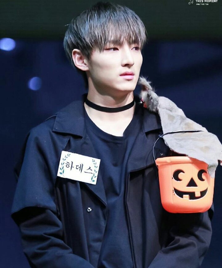 @imnayeonly tau ae ni wkwk jadiin gua bias lu juga dong kalo begitu