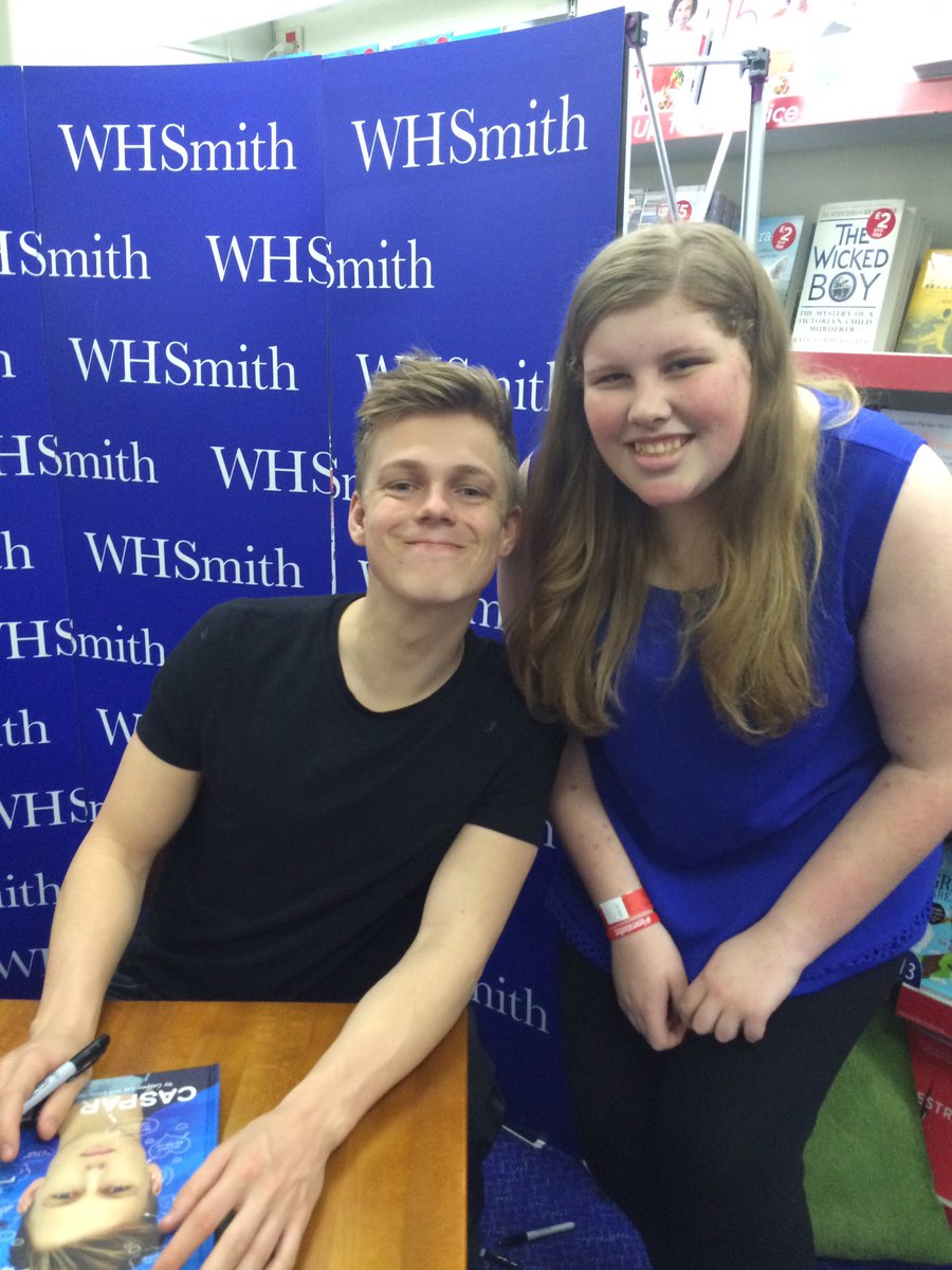 zoeboforever's tweet photo. @Caspar_Lee miss u!! Loved meeting you in Cardiff when the #casparleebook first came out!π https://t.co/HrCaJ9imPq