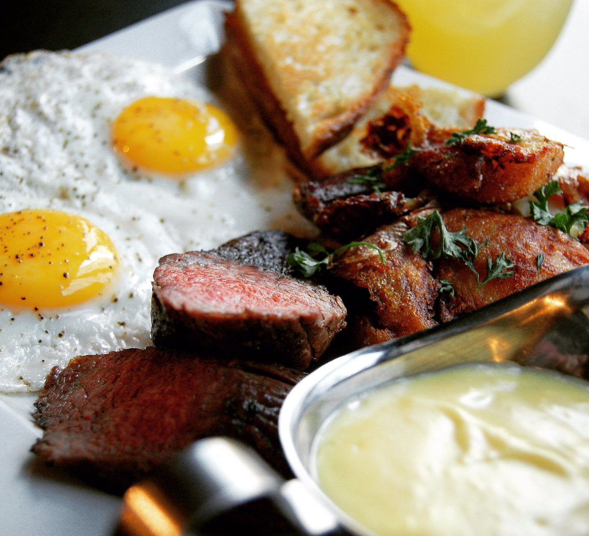 MulligansOttawa's tweet photo. Brunch! Nothing kicks the weekend off like steak & eggs with a crispy smashed potato and hollandaise
#Ottawa #narcityottawa #insideott https://t.co/9wBZaQMiCg