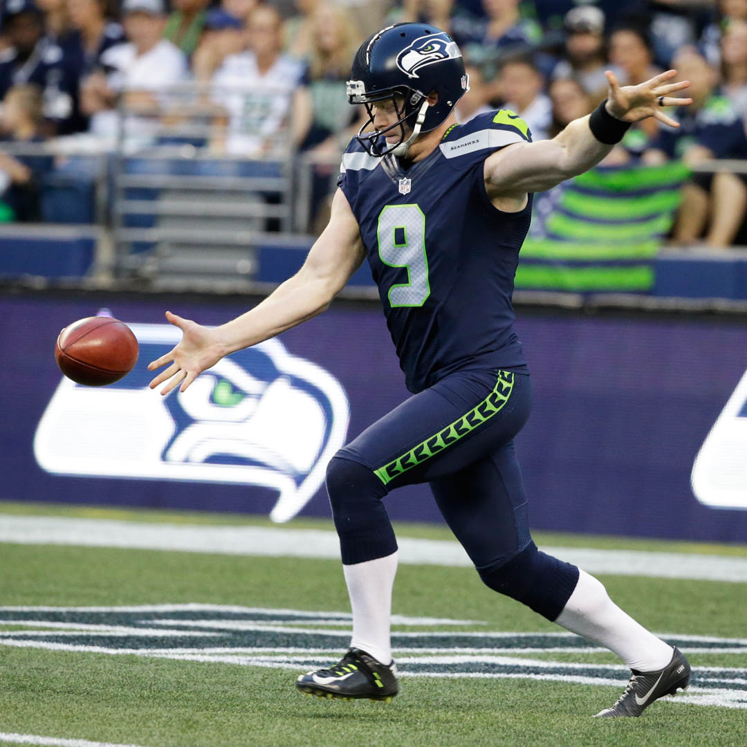 NFLCanada's tweet photo. Every RT = a vote to send Regina's Jon Ryan to the Pro Bowl! 🇨🇦

#ProBowlVote #WeAre12 https://t.co/x0a0daCkhC