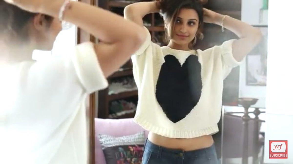 RBhagnani's tweet photo. This top of hers is on my wishlist! 😍
#MeriPyaariBindu12thMay https://t.co/rtwfVuv8V9