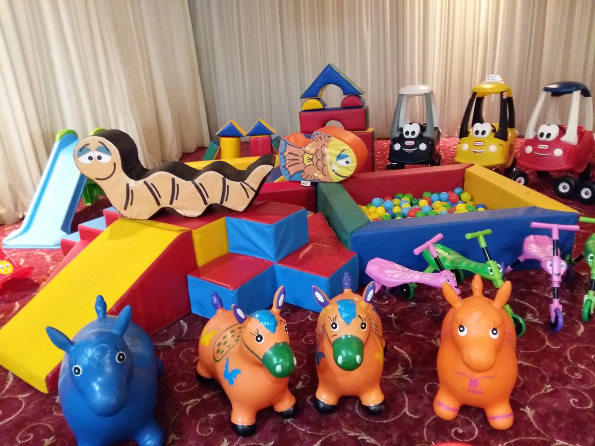 MunchkinParty's tweet photo. Lovely #wedding today @manor_park 
Congratulations!👰🎉 #swansea #party #softplay #gower https://t.co/uQozQnN9p5