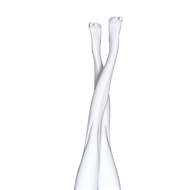 EIKONsolution's tweet photo. Let's give this week-end a spin!
.
#Elite #EIKON #EIKONsolution  #collection #mannequins #fashion #woman #white #beautiful #art #design https://t.co/rYg0UirULJ