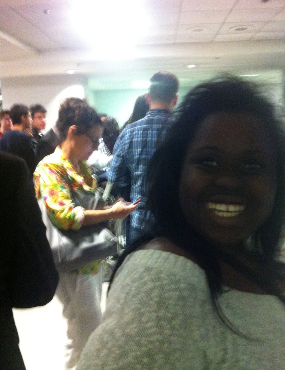 kay_p44's tweet photo. That one time I took a picture of my friend at LAX and @OfficialJLD was 'accidentally' in the background. #sorrynotsorry #ItsReallyHer https://t.co/ISCQixKtHA