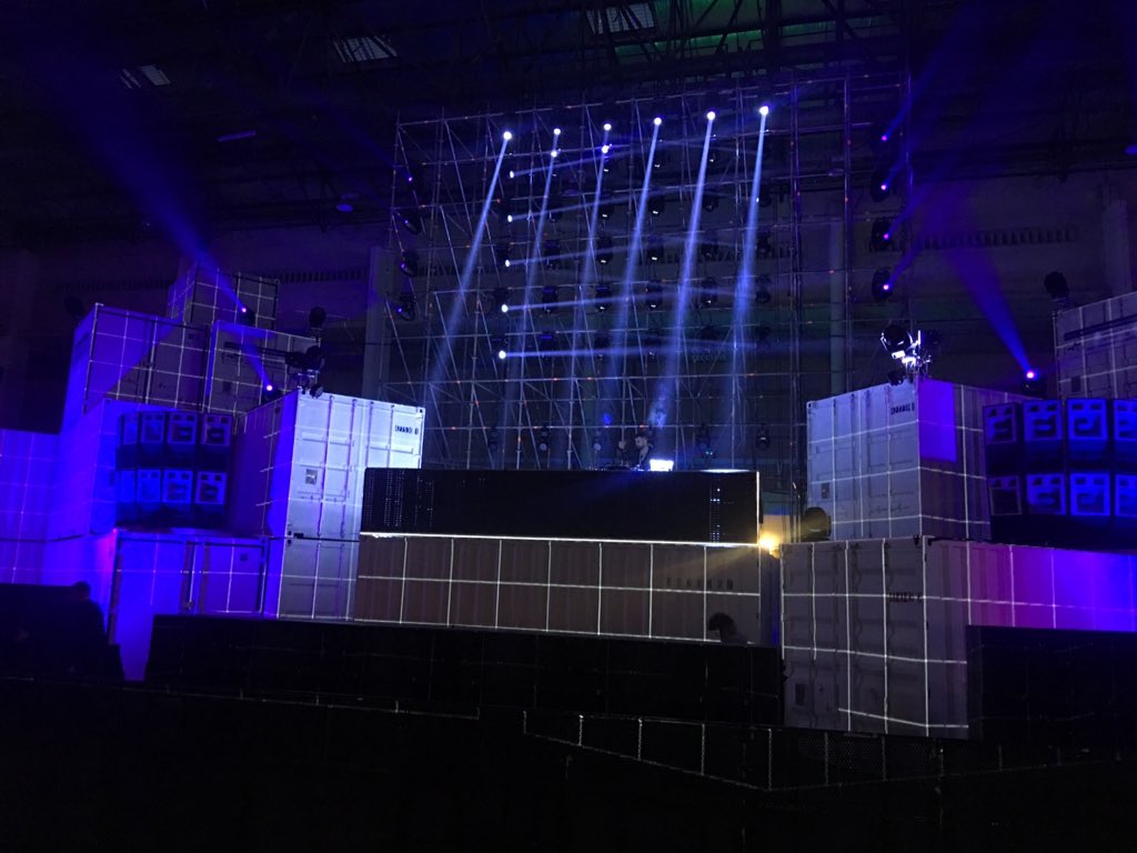 MarseilleChanot's tweet photo. Impact festival cette nuit à #MarseilleChanot #1pact3 https://t.co/d23dlicKFT