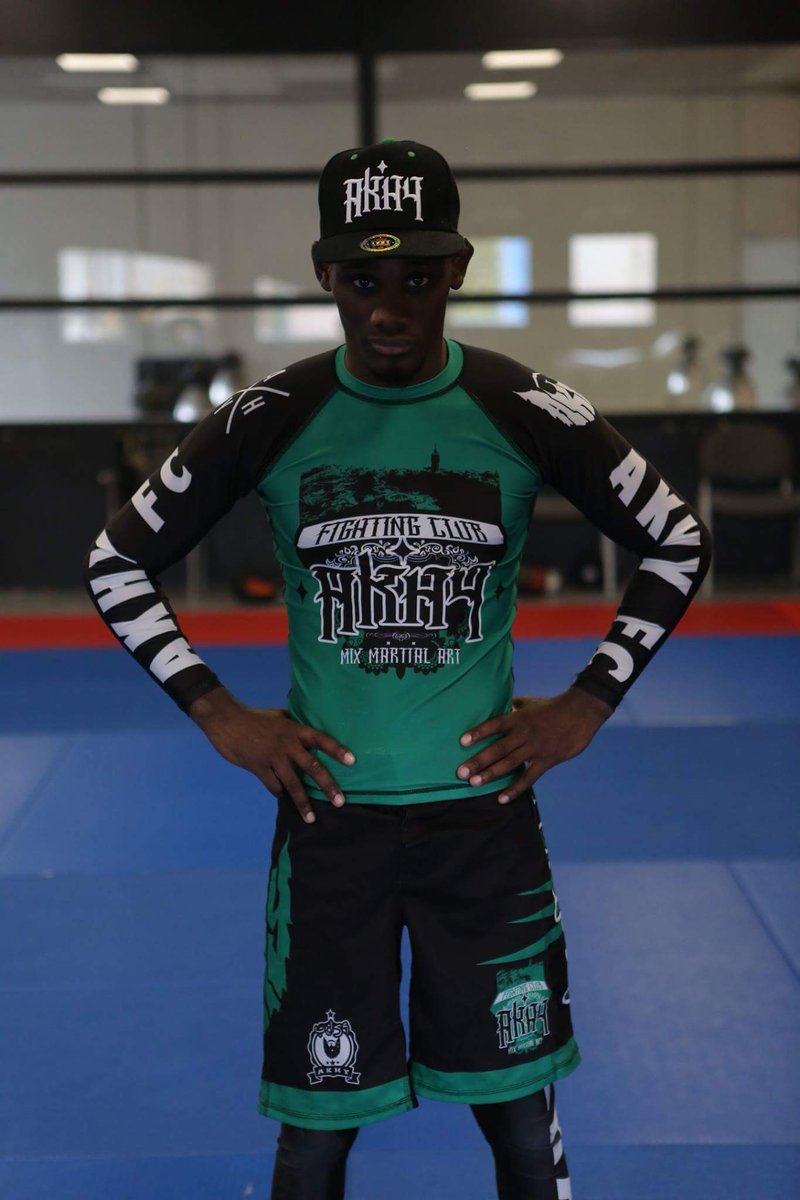 Mitor93's tweet photo. Prêt à 100%100 @GordoNutrition @akhy @MMA https://t.co/Qm1WfVwELk