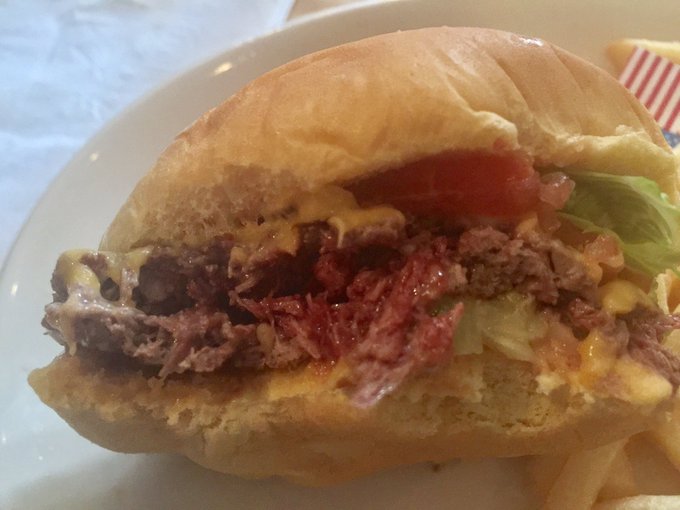 View image on Twitter