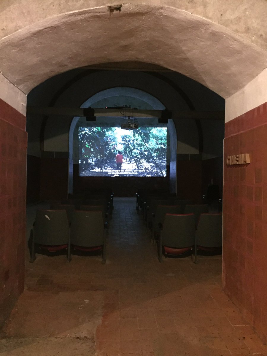 amanda_gea's tweet photo. Meravigliosi gli spazi della vecchia fabbrica di cioccolata #CimaNorma @ciocfact1. E deliziosa la mini sala da cinema. Viva le rinascite! https://t.co/d1eHlGxWl0