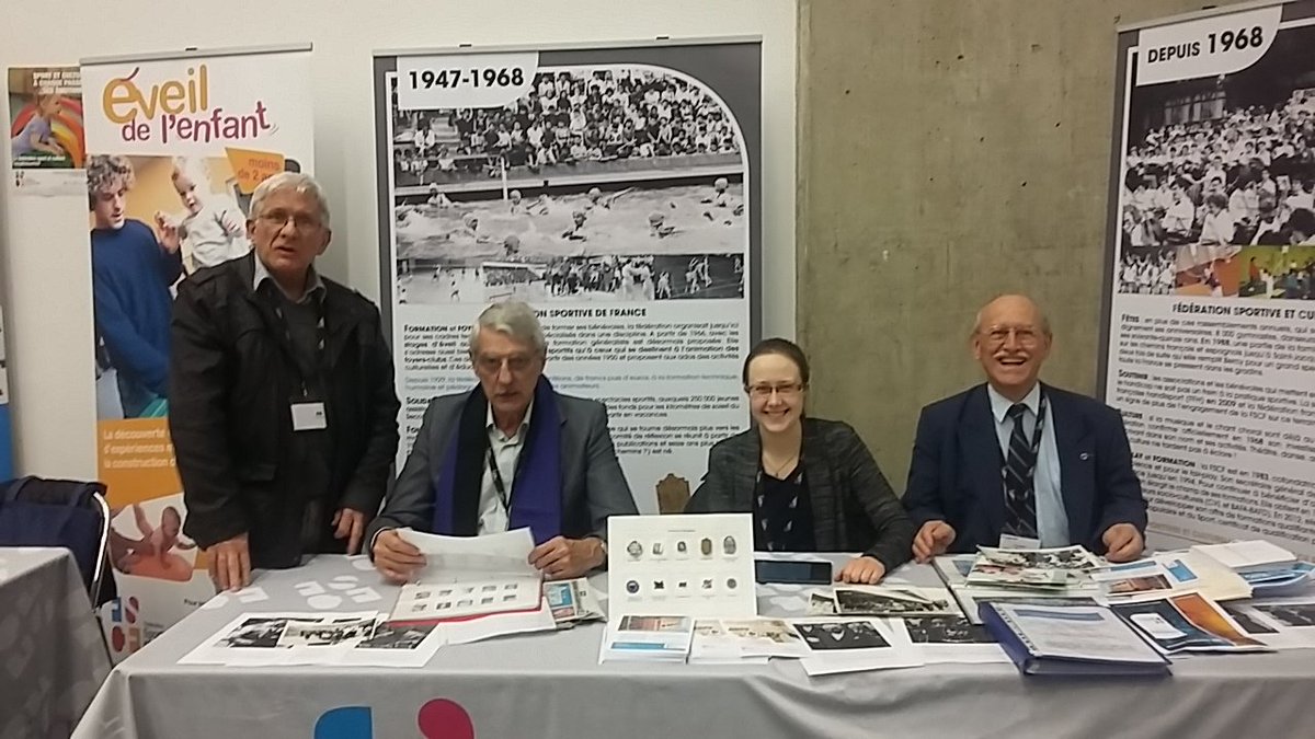 MunozLaurence's tweet photo. La commission histoire et patrimoine de @LA_FSCF  au congrès! !! https://t.co/LtVF9Oprfb