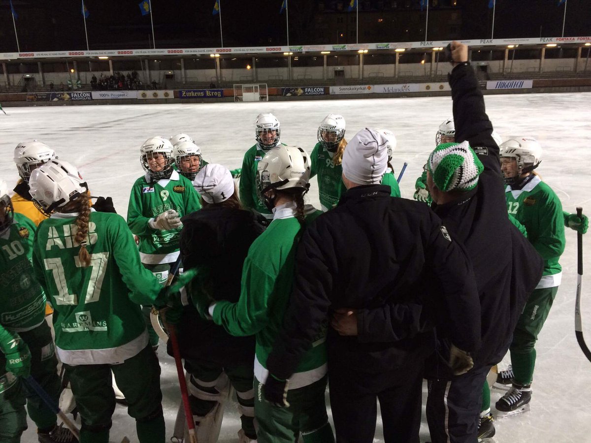 Damlaget vann bortamatchen mot Kareby IS med 2-3!

Målskyttar för Damlaget: Malin Persson x2 och Charlotte Selbekk.

#VSKBandy