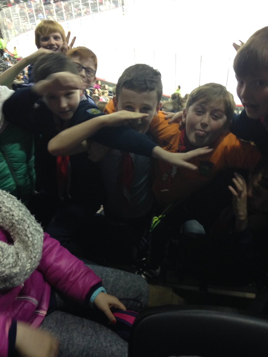 CHSSAR's tweet photo. At the Ice Hockey https://t.co/y2JoeuKRSt