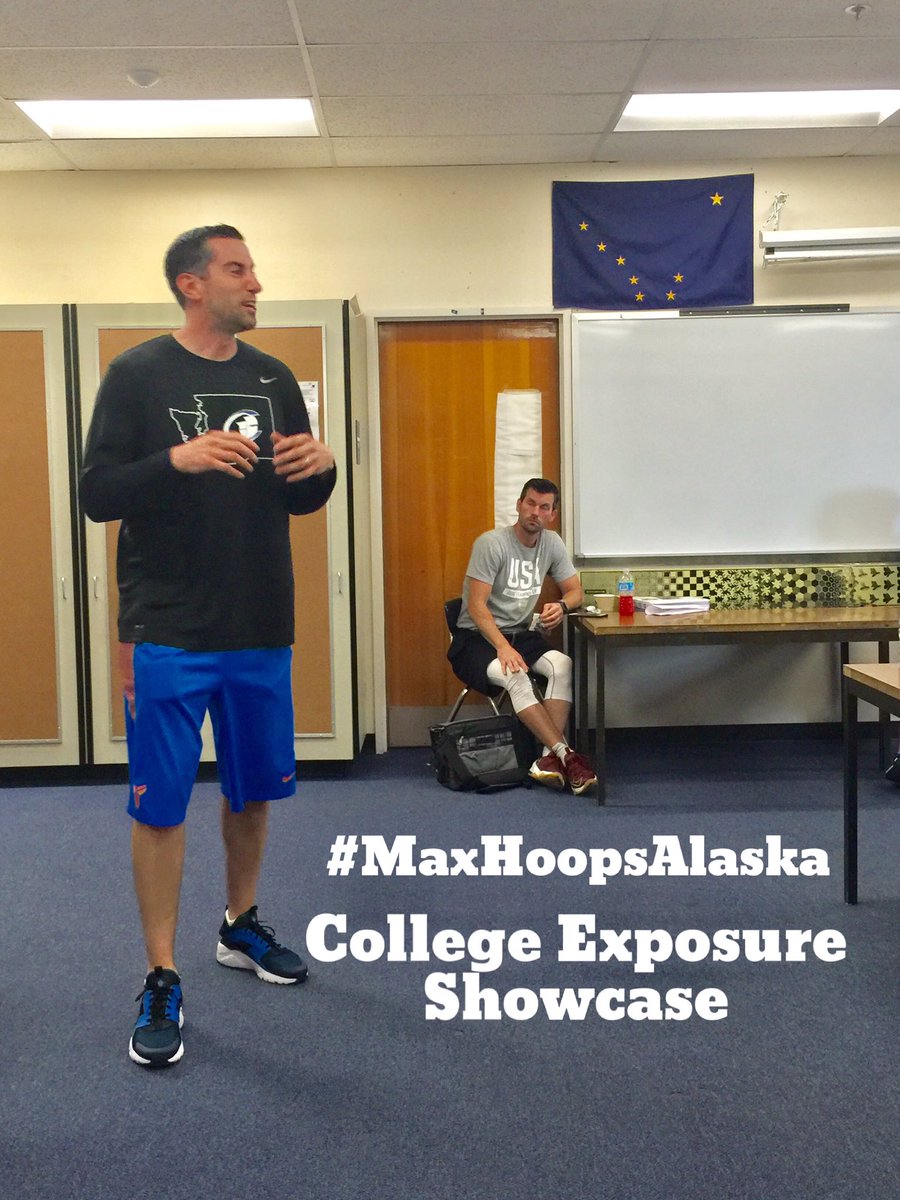 MaxHoops3's tweet photo. #MaxHoopsAlaska will be back in 2017! Bringing current college coaches to Alaska to work with HS boys! βοΈππ₯ Details coming soon! https://t.co/y4G2HK4tsS