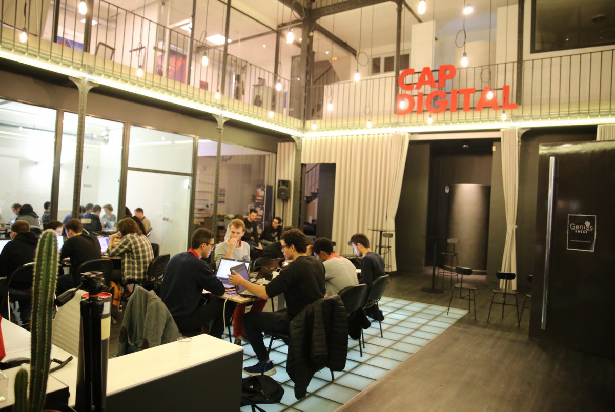 EYRecrute's tweet photo. #HackGenius16 Après une nuit et une journée de travail intense @Cap_Digital, les étudiants de l'#ENSAE attendent les délibérations du jury ! https://t.co/fq7XfwqzWZ
