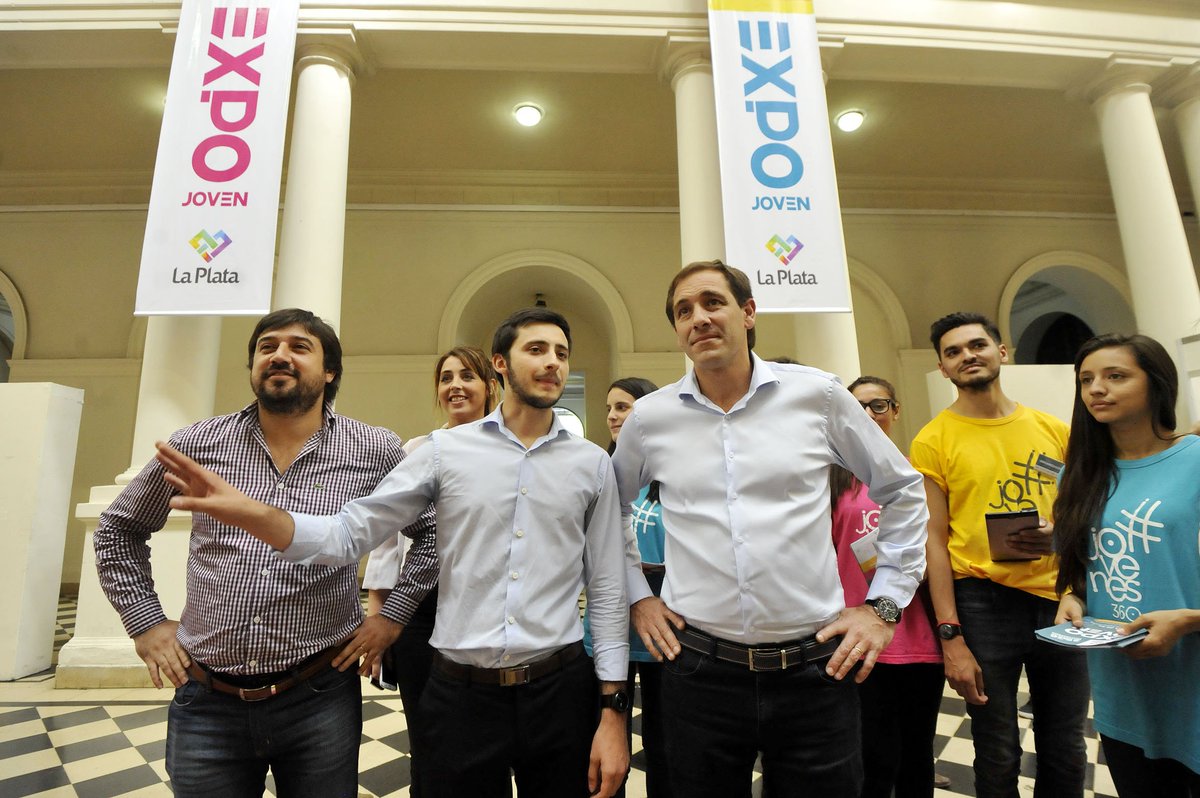 fernandogponce's tweet photo. Visité la Expo Joven organizada por @JuventudMLP a cargo de @AgustinScotti https://t.co/y5OWO0aEoB