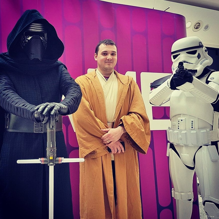 shonkysparrow's tweet photo. #StarWarsCom20 Congratulations from the Darkside https://t.co/DUvNHW0B6l