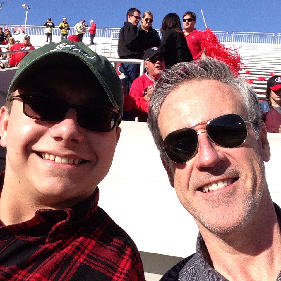 robertbrownid's tweet photo. Go Dawgs! https://t.co/xO5Rm0wNx4
