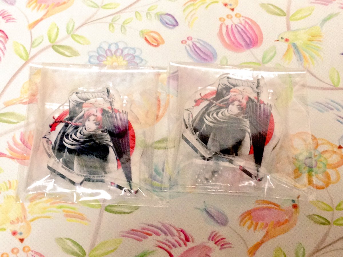 aotgoods's tweet photo. すごい今さらですが。
一番カフェのクリアスタンドを銀さんグッズと交換してくれる方いらっしゃいますか？(^_^;)
土方さん13個、沖田くん8個、高杉さん10個、神威くん2個あります。複数提供も可能ですのでお気軽にお声がけください(*^o^*) https://t.co/VsMdPXlPr8