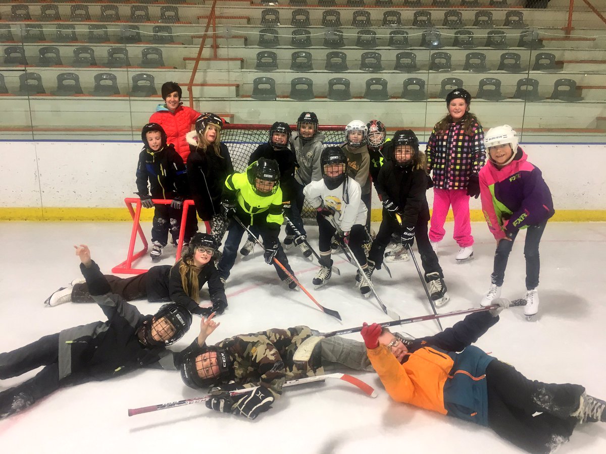 mskkozun's tweet photo. So much fun going skating yesterday with the grade fours! These kids are filled with talent!! #lskysd Thanks @DarlenePhilips !! https://t.co/6rSdg7xLvy