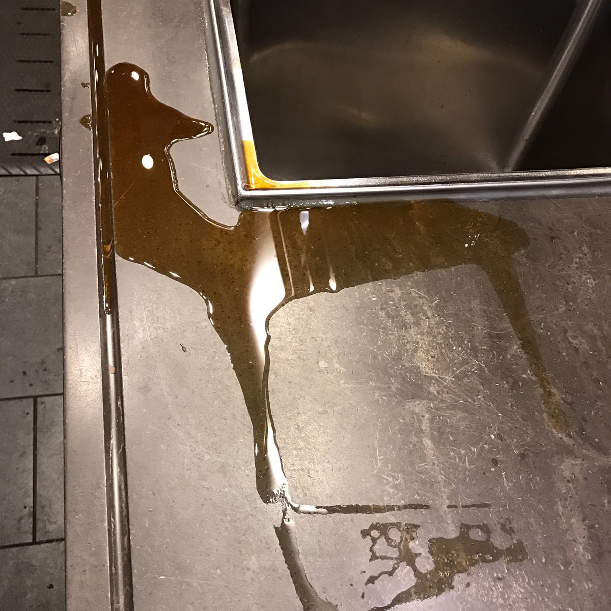 Stow Starbucks tweet media