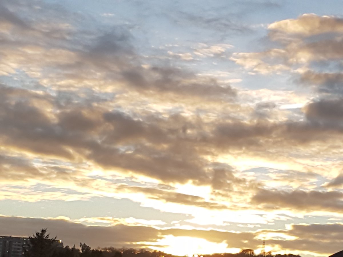 #Edinburgh Sky tonight. Absolutely breathtaking