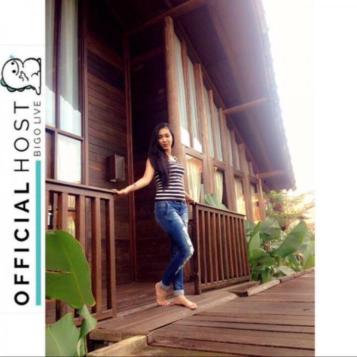 op_blelis's tweet photo. Come join me, or you'll be left behind #BIGOLIVE.  https://t.co/plRnIbCxN4 https://t.co/Ff4vcPRBBM