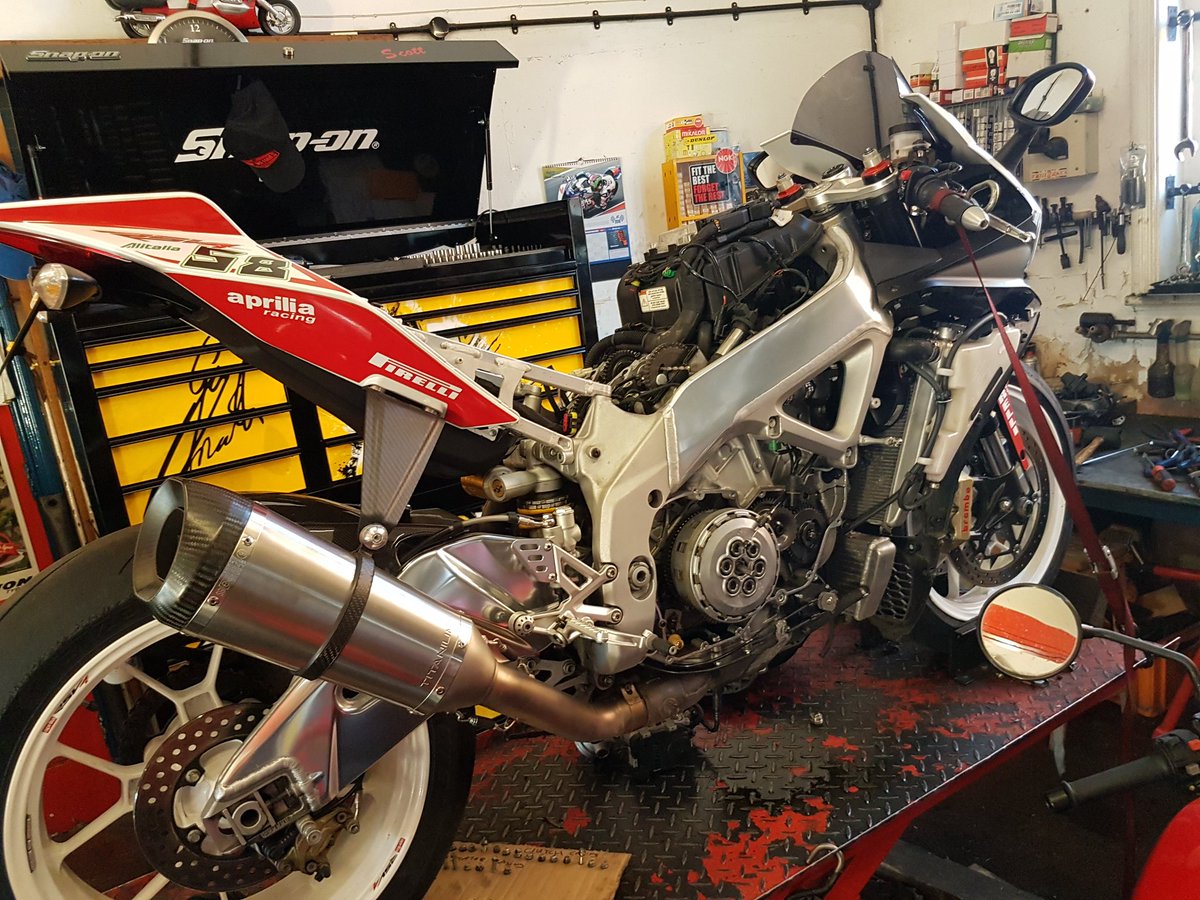 DsSchofield's tweet photo. @NoLimitsOnTrack The ups and downs of Aprilia ownership! 7 weeks and still no sign of parts from Italy 😭 I'm still in love though! https://t.co/R5rU9ZbyP2