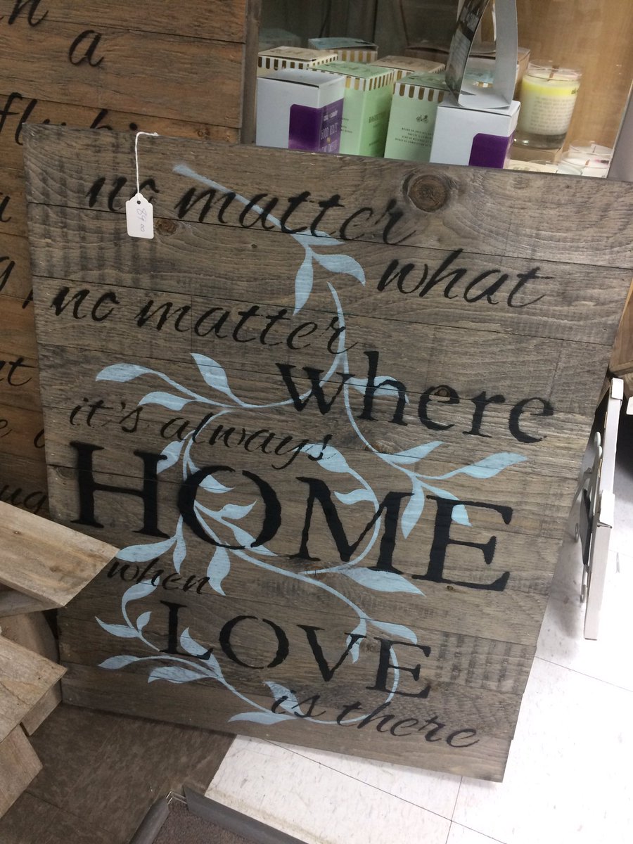 hdubrick10's tweet photo. @oandbdesigns looking for some new art for the house. This would match quite nicely :) #downtownwinyourwish https://t.co/ZNqH2wr8fW