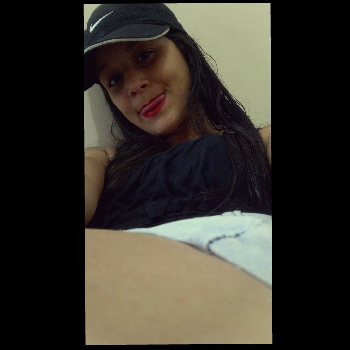 Carlaveliz_24's tweet photo. Siempre que estamos juntos se hace bueno el momento..😳💟💟
#CNVG💋 https://t.co/Cy9bagkiJy