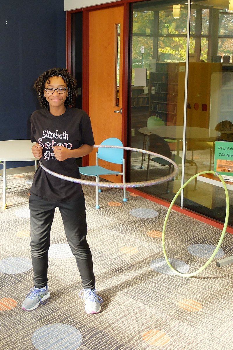 MCPL_Libraries's tweet photo. All ages had fun playing games for International Games Day at #OlneyLibrary! #delightedMoCo #hulahoop https://t.co/B7crBcbZpa
