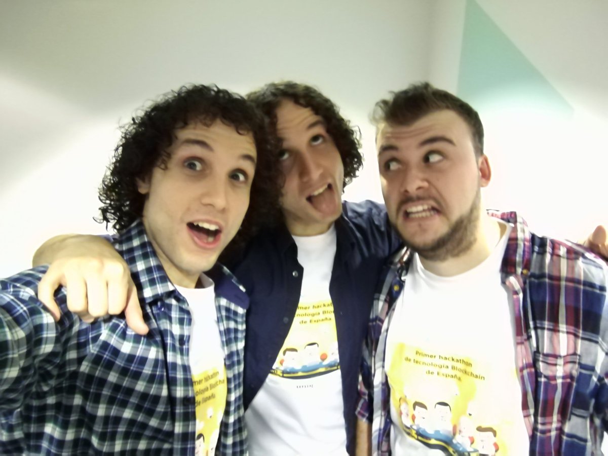 pekewake's tweet photo. #ChainTonic! 1puesto en el #hackathon @blockchain! Equipazo @josh2code @dvdchavarri @pekewake. Gran eventazo @USTGlobal_ES #hackathonUST https://t.co/kLXV2wBIIp