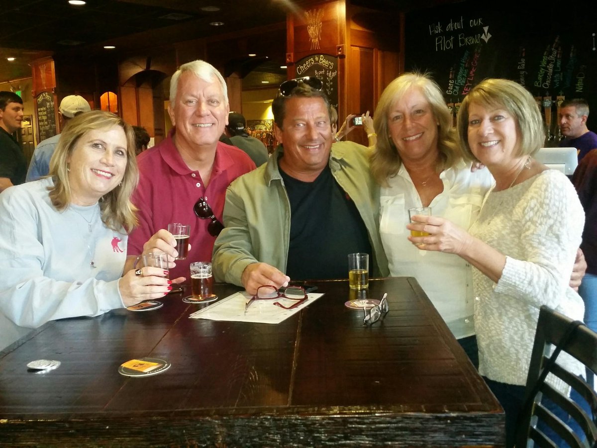 bourbon_please's tweet photo. Fun day touring Abita Brewery! Cheers! #Abitabrewery https://t.co/wyMiF4q4ql