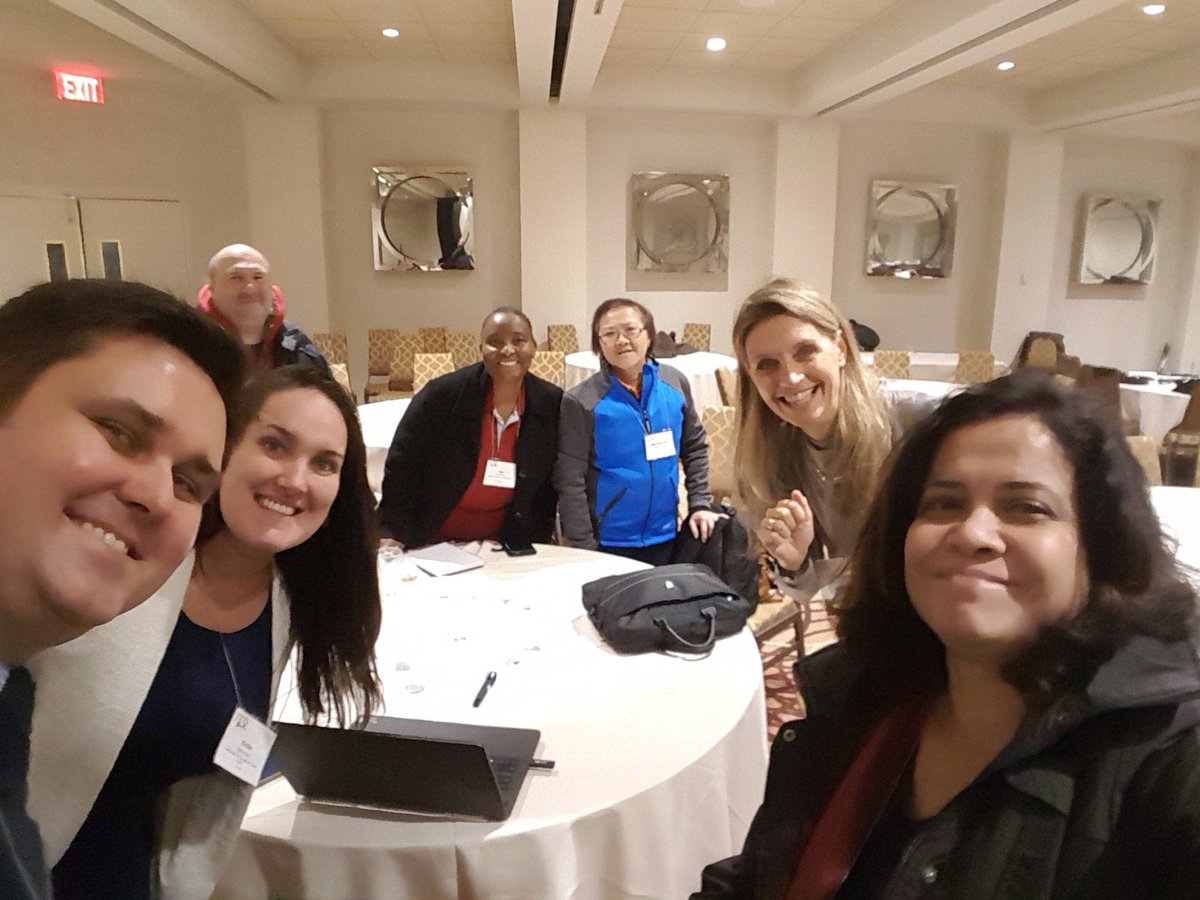 ranjaniiR's tweet photo. #TESL2016 Augmented Reality session was fun!! https://t.co/r8IO0szX9w