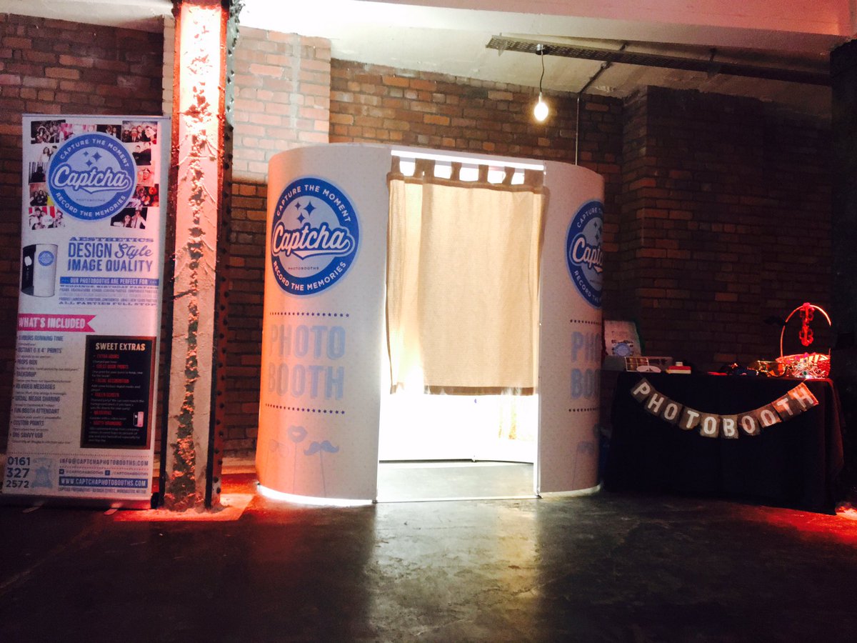 Captchabooths's tweet photo. We're at the Comms-Care Employee Excellence Awards today!!
#Awards #commscare #photoboothfun #greatgatsby https://t.co/r1facyoBXe