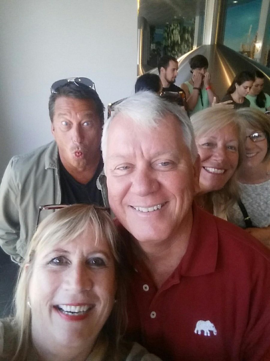 bourbon_please's tweet photo. Abita Brewery tour! Fun! See the clowns...? #Abitabrewery https://t.co/A4FAd8PgR3