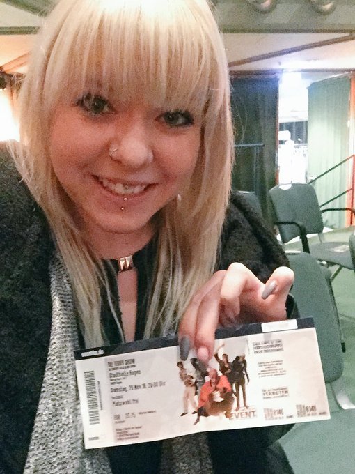 #teddyshow #dspassiertallesindeinbirne #hagen #antoine https://t.co/f5b3XRfCcd<a href="/tag/teddyshow"class="tags">#teddyshow</a><a href="/tag/dspassiertallesindeinbirne"class="tags">#dspassiertallesindeinbirne</a><a href="/tag/hagen"class="tags">#hagen</a><a href="/tag/antoine"class="tags"><span>#antoine</span></a>