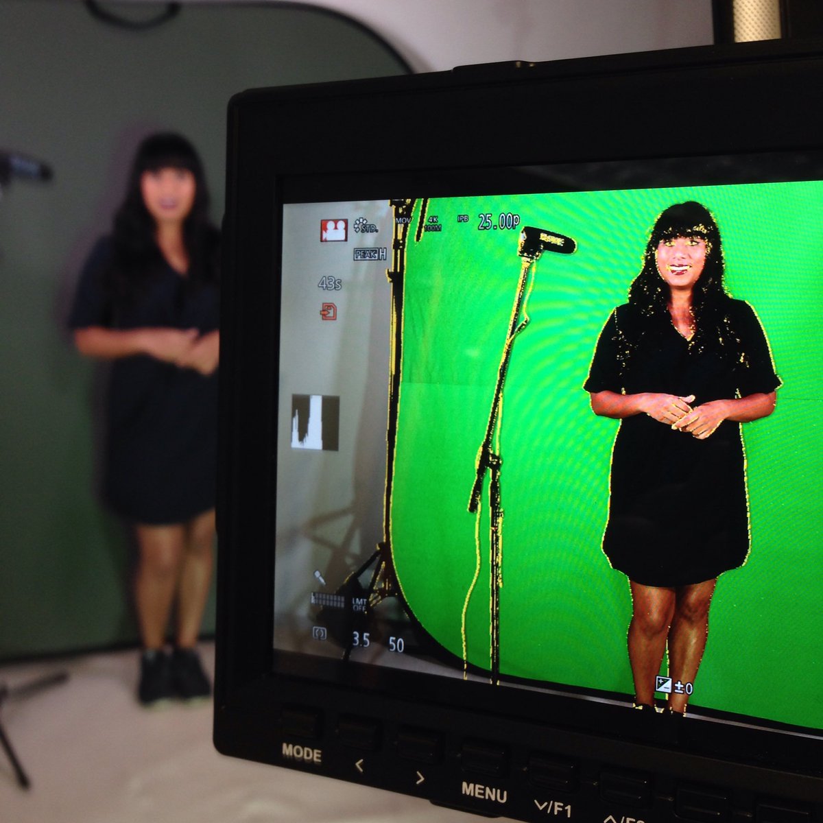 StandardCut's tweet image. #bts from today's #greenscreen #shoot #videoproduction #presenter #videographer #media #marketing