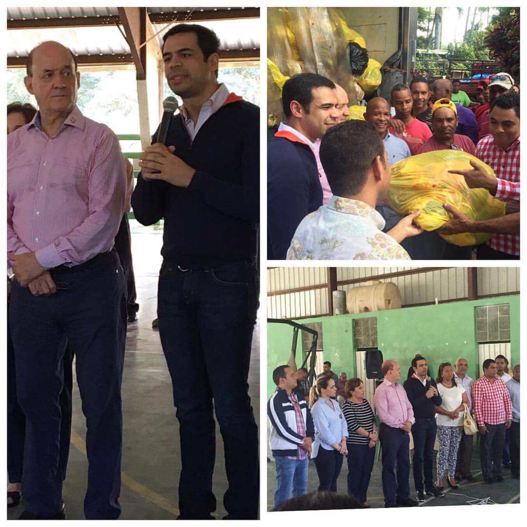 ContigoCibao's tweet photo. Senador Prim Pujals Recibe las ayudas del telemaraton #contigocibao de parte de @rsalcedosanz en la provincia de Samana https://t.co/7tPlCIfFyX
