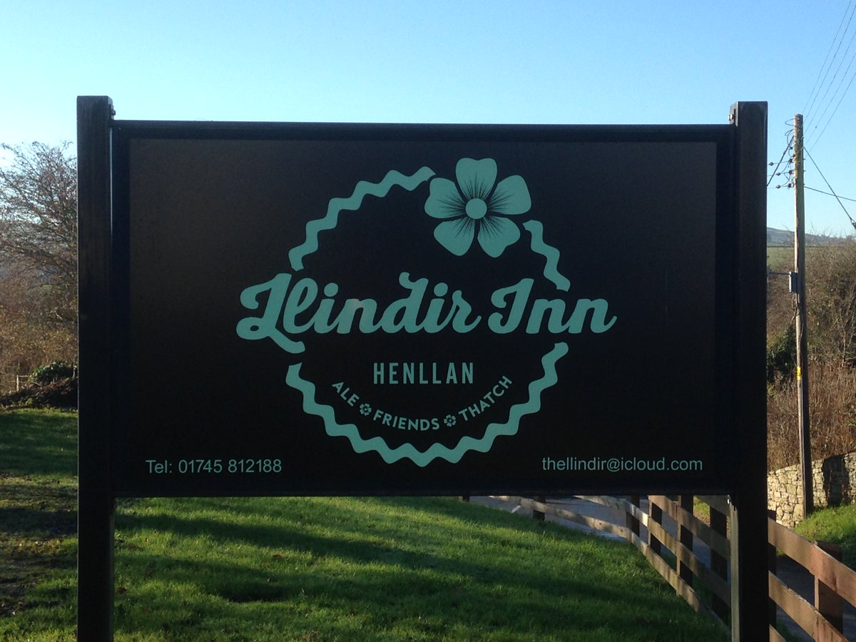 ClwydCAMRA's tweet photo. Smart new sign @LlindirInn - the home of @heavybrew so no surprise with these three excellent beers on today https://t.co/CC07C8k3q9