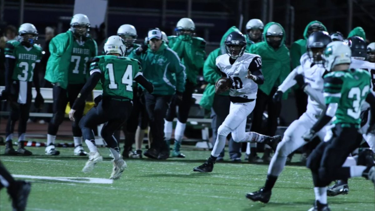 Almost Game Time! Time to take care of business ! #Humbled #Hungry #PrepCityyyyyyy