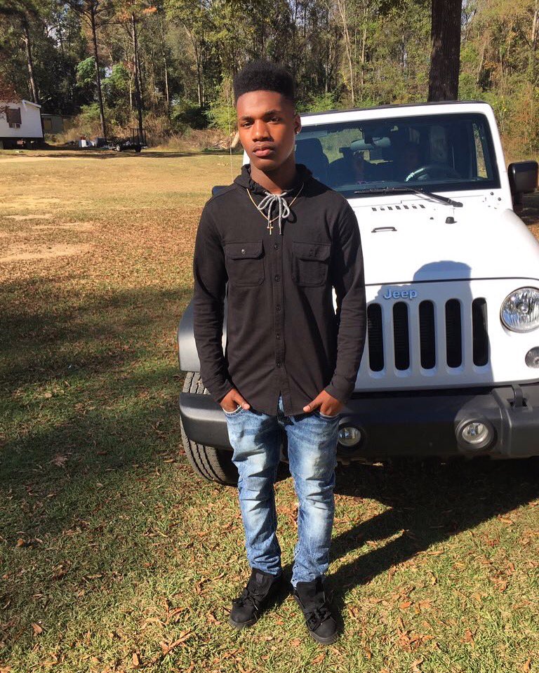 rnbvfred's tweet image. 🤘♠️