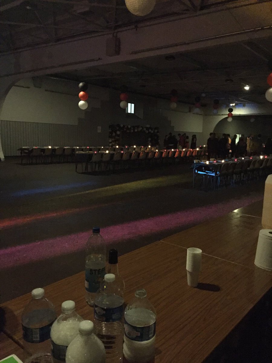 AESIL_CR's tweet photo. Soirée de Gala, on vous attends 🎉#Congres16 #ESI #limoges https://t.co/a5b3j31itO
