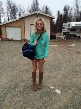 ibadbxtch__'s tweet photo. Yo saliendo de casa de mis amigas cuando me quedo a dormir https://t.co/tcfIZmHKfc